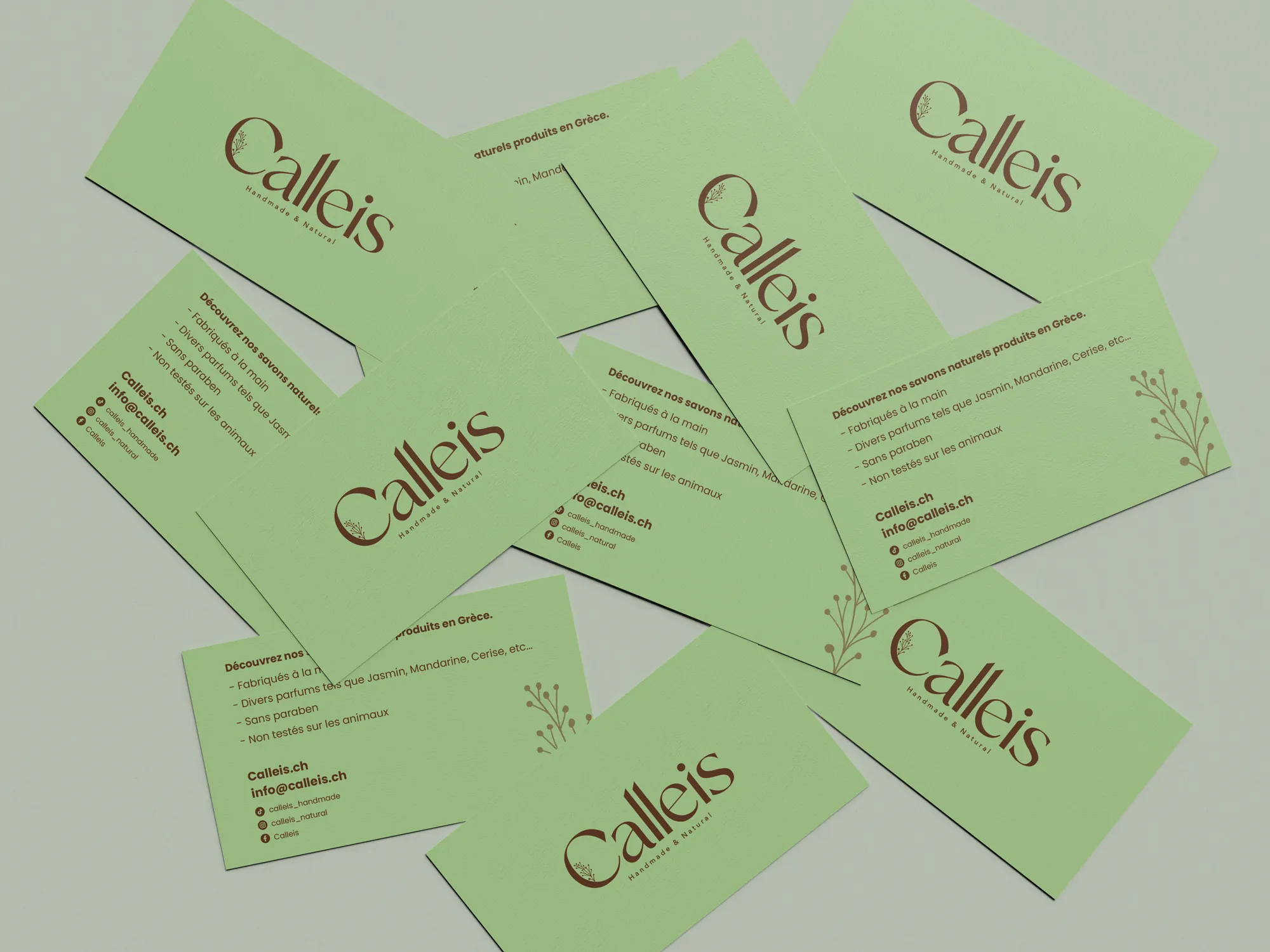 Les cartes de visite.